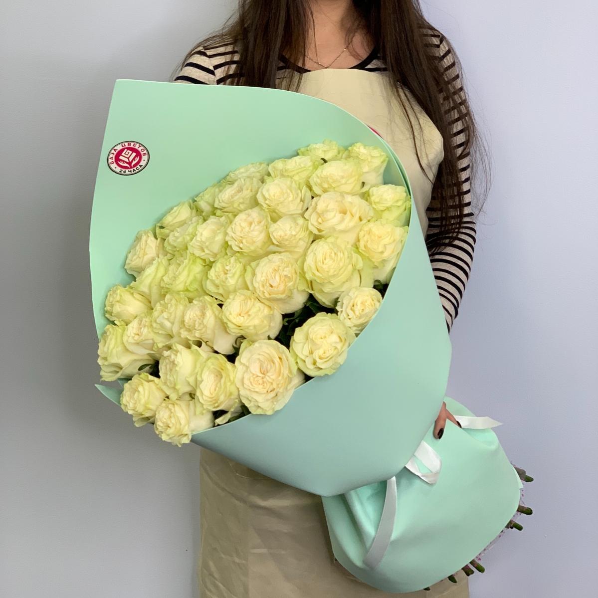 Букеты из белых роз 40 см (Эквадор) [артикул  684ul]